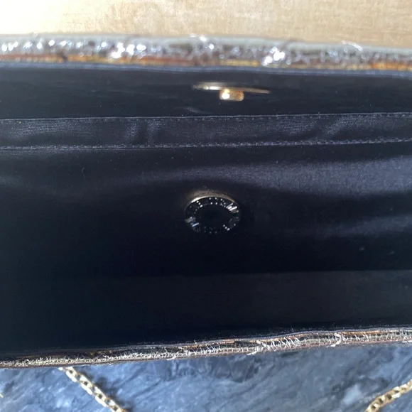 Love Moschino Clutch / Convertible Bag - Picture 8 of 8